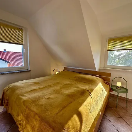 In 1 - Seeseite Klein Zicker