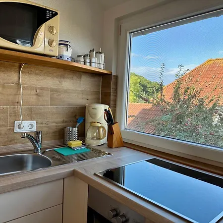 In 1 - Seeseite * Klein Zicker